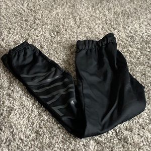 Nike sweatpants / joggers